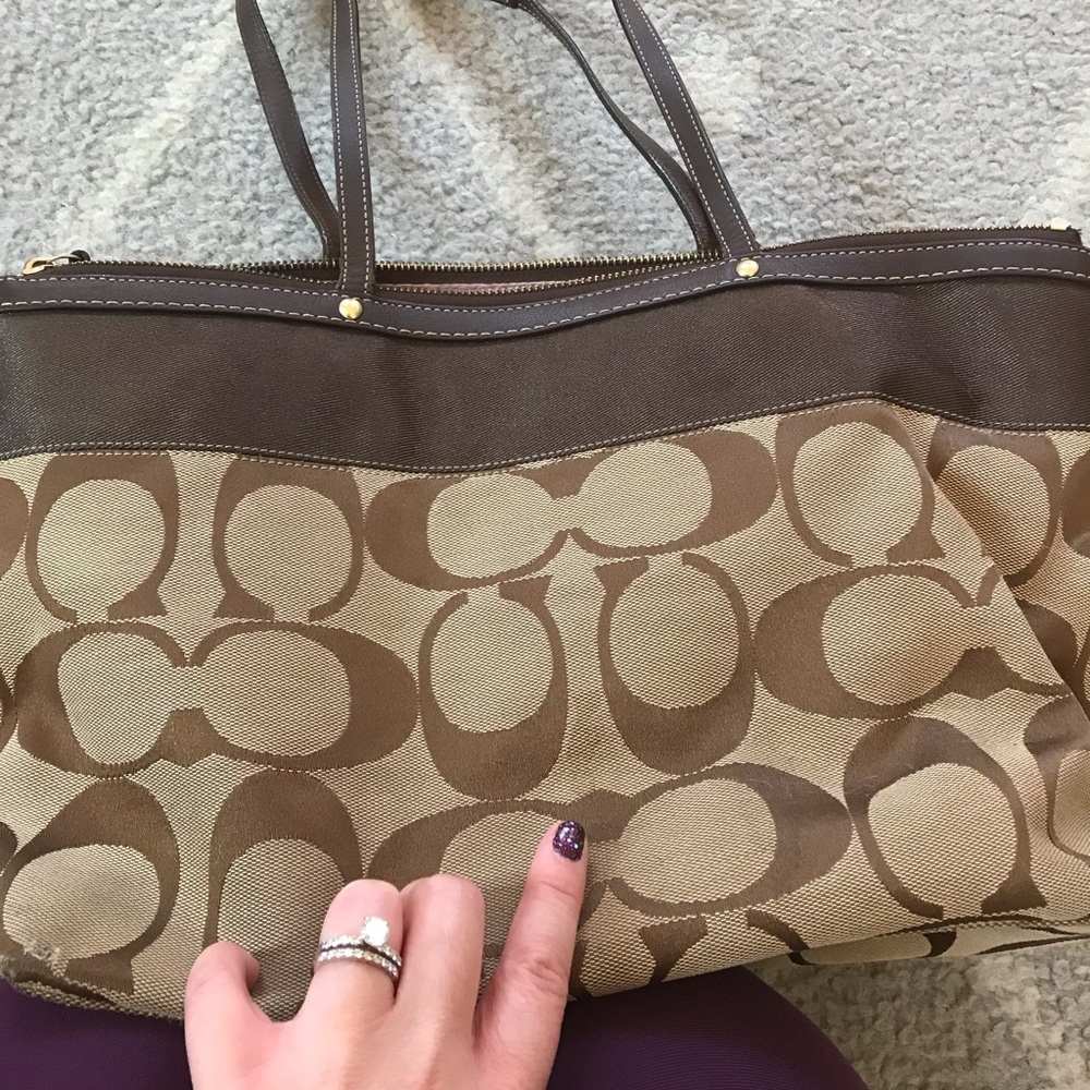 COACH signature tote bag - Picture 5 of 8